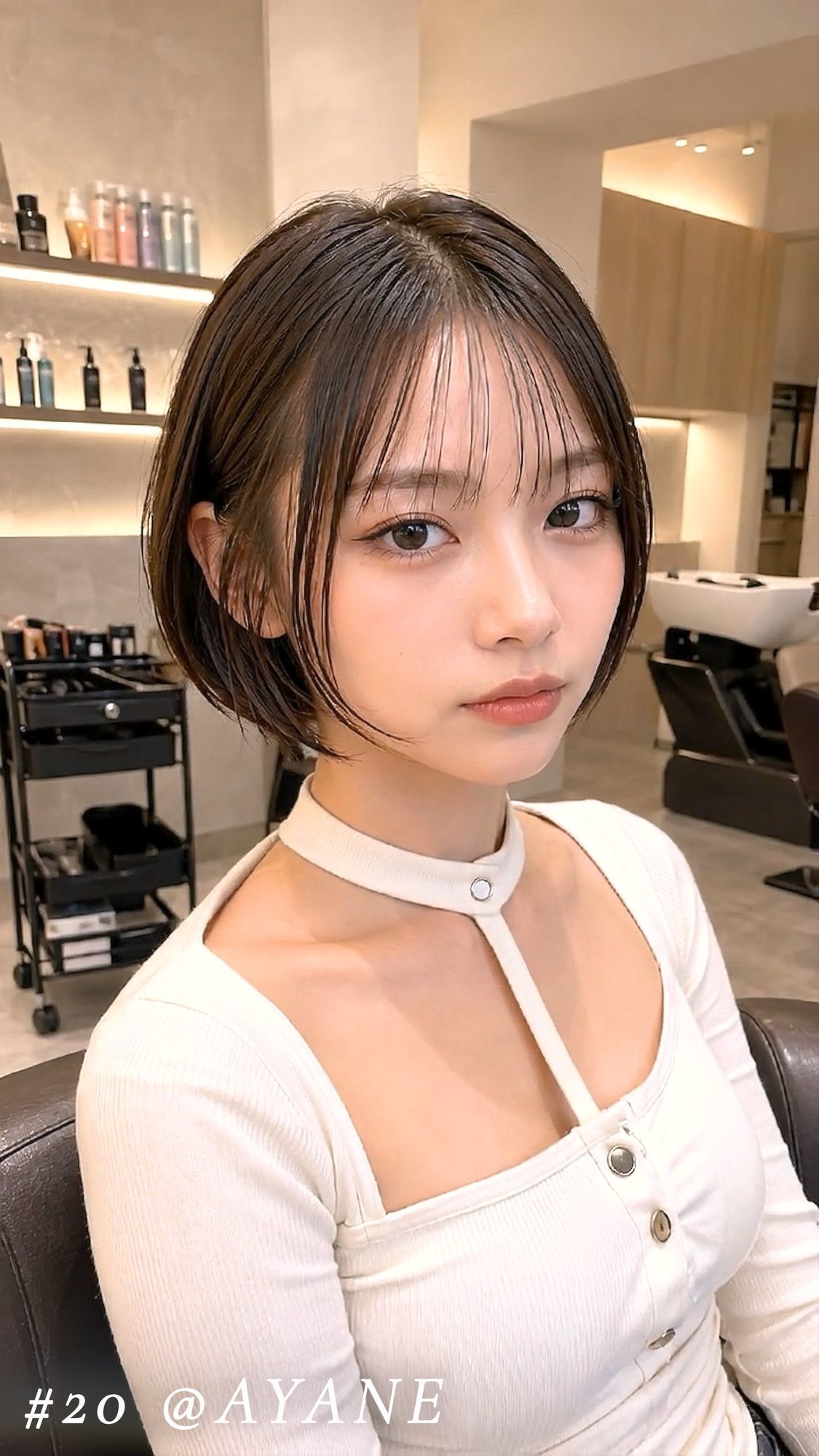 美容室に行っただけなのに4回も大量顔射された私…。おしゃれなクール系美容女子たち20人、Before＆After顔射オムニバス【4K縦動画】